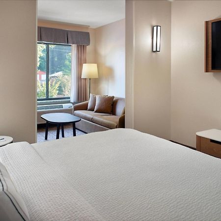 Fairfield Inn & Suites By Marriott Asheville Airport/Fletcher Exteriör bild